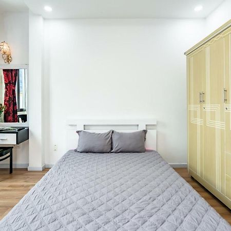 Urban Saigon Homestay Хошимин Екстериор снимка