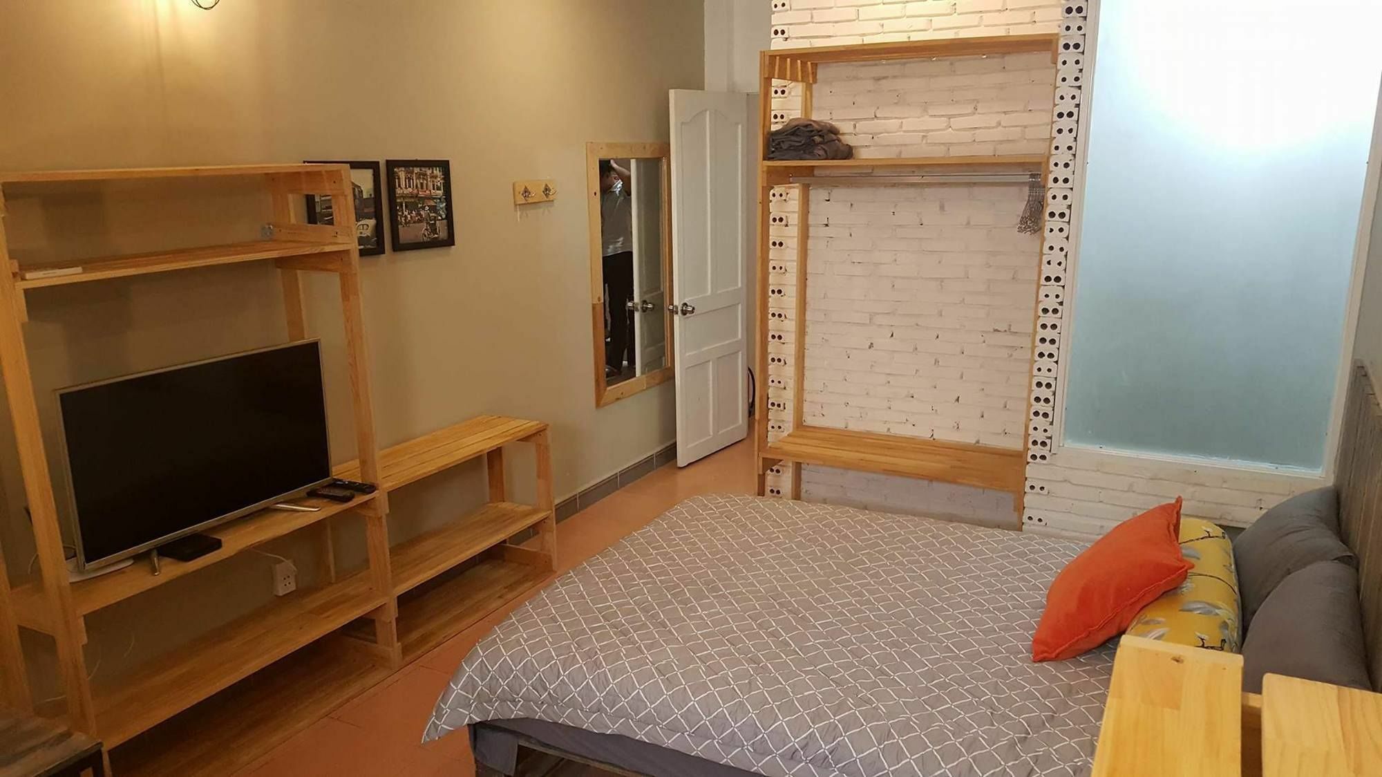 Urban Saigon Homestay Хошимин Екстериор снимка
